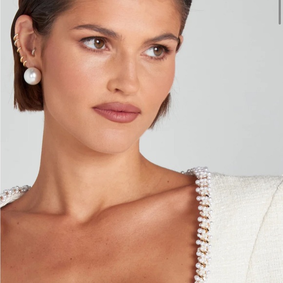 Elegant. Worn once. Perfect condition. Sz S/M. Fits a 6. Most beautiful dress - Picture 4 of 6